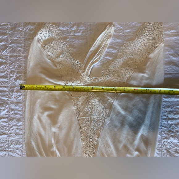 NWT Victoria's Secret White Lace Trim T Back Romper Womens Sleepwear Lingerie M - Picture 12 of 14